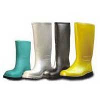 10 personal protective equipment in housekeeping