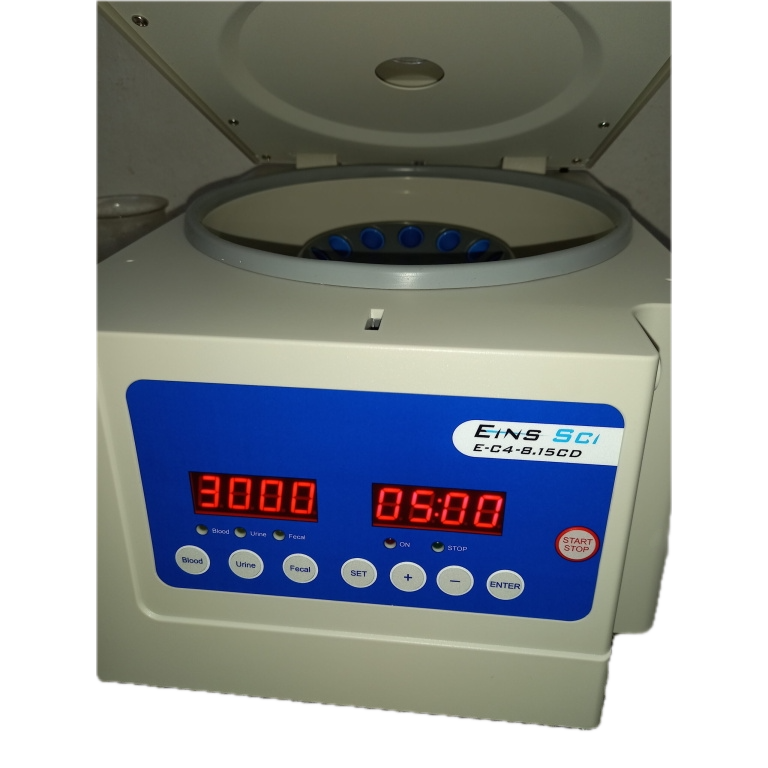 Digital Clinical Centrifuge 4500rpm - Image 4
